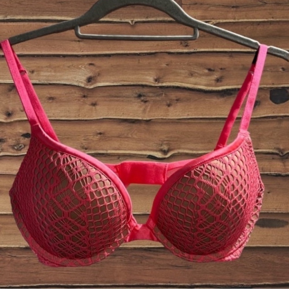 Victoria's Secret Pink Fishnet Lace Bra 32D